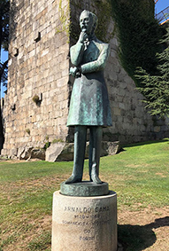 Arnaldo Gama statue
